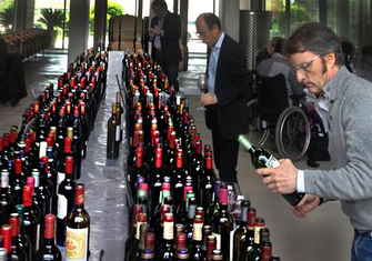 Bordeaux_en_primeur_tasting.jpg